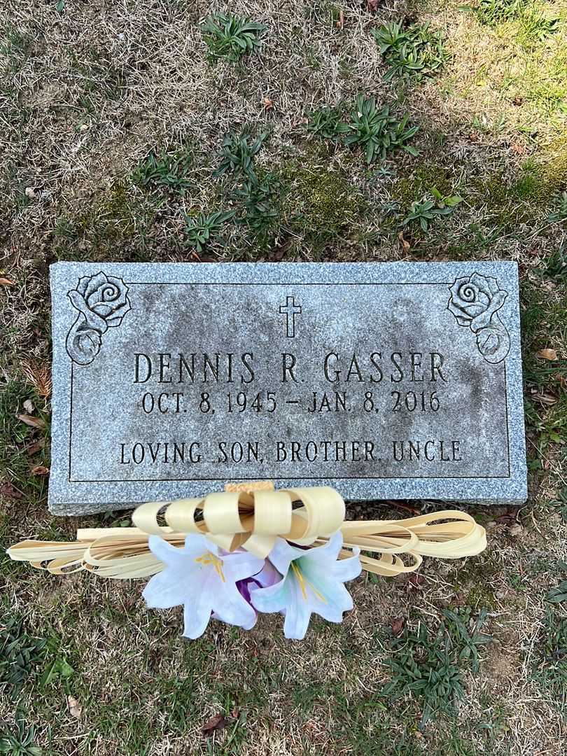 Dennis R. Gasser's grave. Photo 2