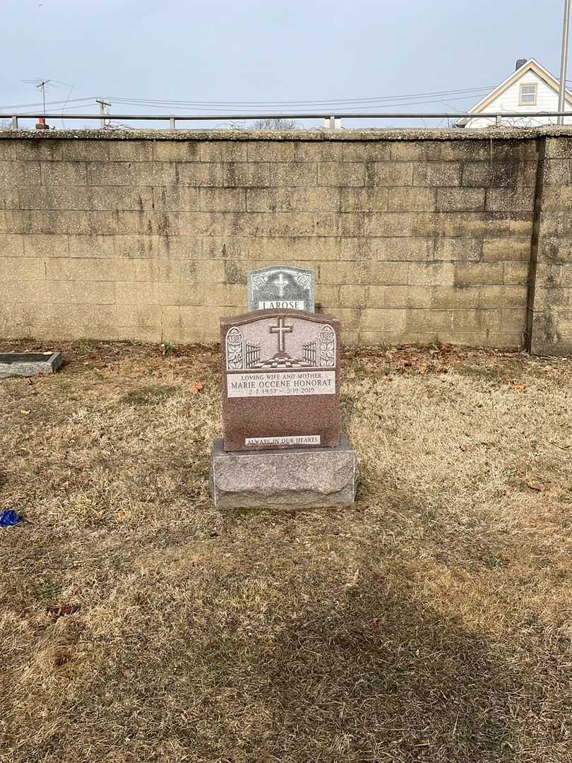 Marie Occene Honorat's grave. Photo 1