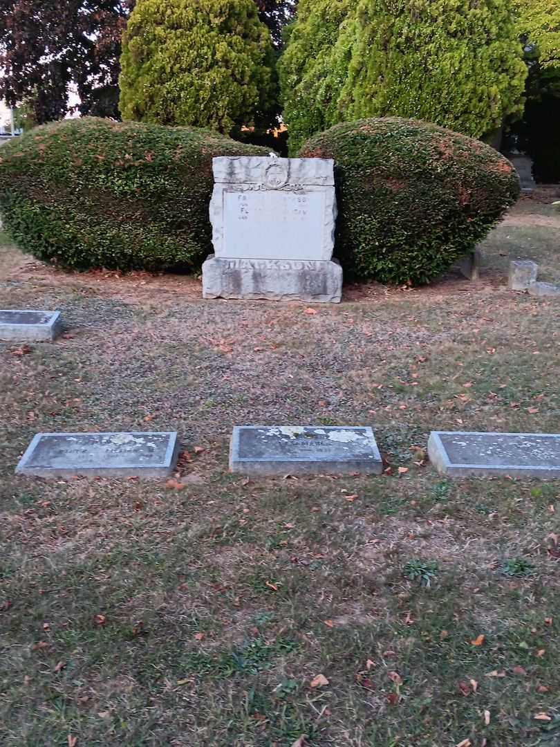 Jeanne C. "Christine" Casabianca's grave. Photo 1