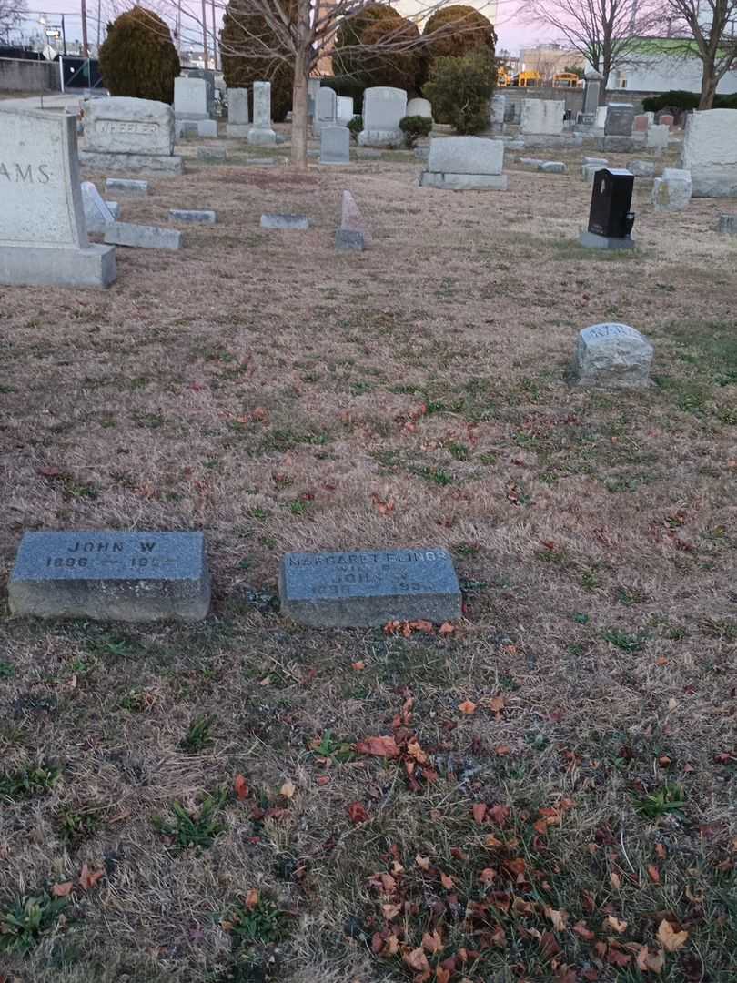 Margaret Elinor Selover's grave. Photo 3