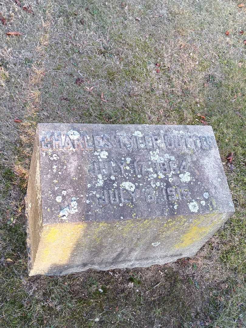 Charles Tyler Dutton's grave. Photo 2