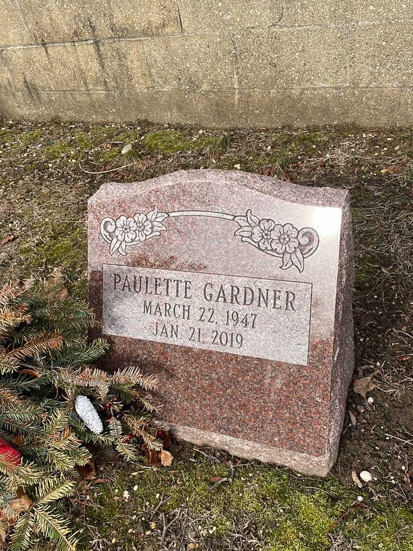 Paulette Joyce Gardner's grave. Photo 2